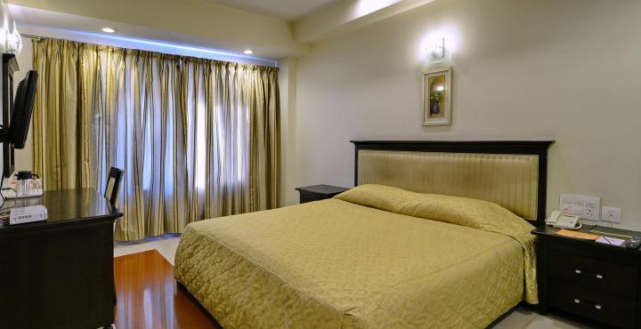 Ambience Executive Hotel Pimpri-Chinchwad Exterior foto