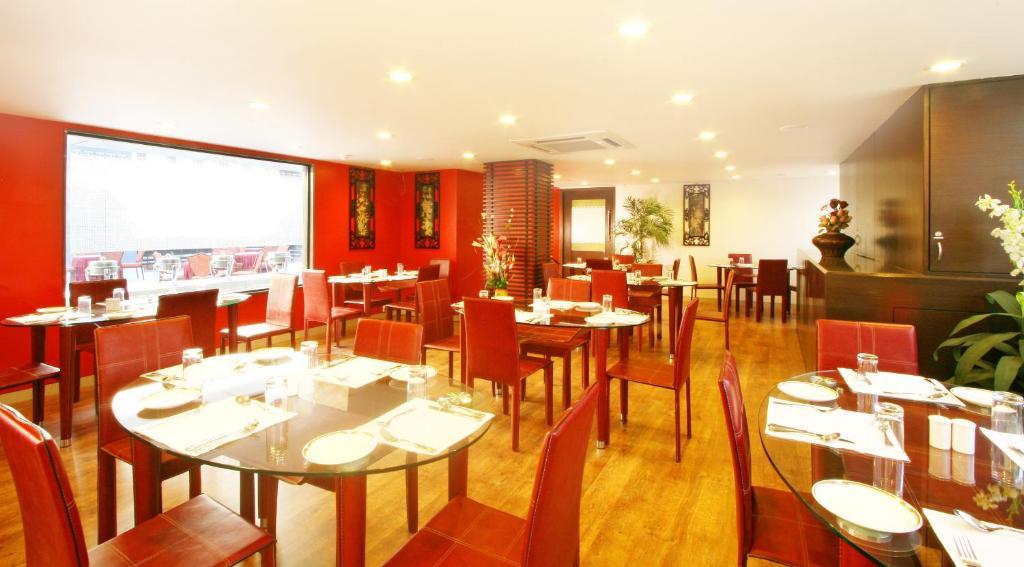 Ambience Executive Hotel Pimpri-Chinchwad Restaurante foto