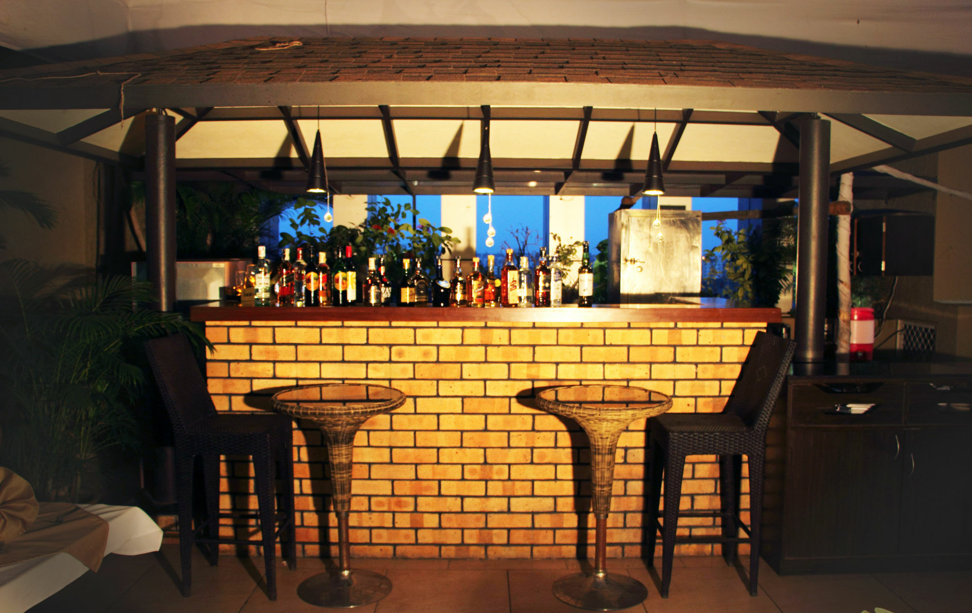 Ambience Executive Hotel Pimpri-Chinchwad Exterior foto